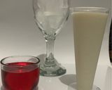Foto langkah ke 1 dari resep Es Susu Sirup Merah Putih.