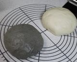 A picture of step 2 of Black Bean & Black Sesame Cream Bread.