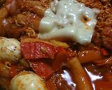 A picture of step 7 of Korean Cooking: Ra-kbokki (Tteokbokki with Ramen).