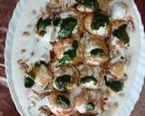 A picture of step 3 of Dahi bada mixed chat papri.