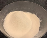 Foto del paso 1 de la receta: Cookies con gotas de chocolate