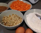 Foto del paso 2 de la receta: Bizcocho de zanahorias con nueces y avellanas (Manual / Thermomix)