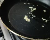 A picture of step 2 of Chilli chicken.