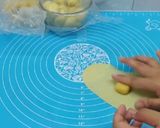 Foto langkah ke 5 dari resep Bolen Pisang by CR Cook Utube.