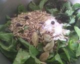 A picture of step 1 of Mint & lemon drink.
