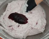 Foto langkah ke 6 dari resep Blueberry Cheesecake.