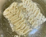 Foto langkah ke 3 dari resep Sosis Gulung Mie.