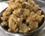 Foto langkah ke 2 dari resep Ayam goreng saos mentega pedas.