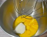 Foto langkah ke 1 dari resep Cake Kuning Telur.