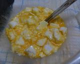 A picture of step 3 of Hanpen Fishcake Tamagoyaki.
