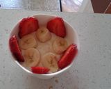 A picture of step 2 of Fruit parfait my way.