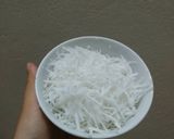 Hình bước làm 2 của món Dừa dầm Hải Phòng