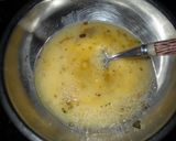 Foto del paso 1 de la receta: Salchicha envuelta en omelette