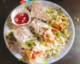 A picture of step 3 of Vegetable Frankie (instant veg Frankie).