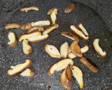 玉米筍炒鮮菇蝦仁的食譜步驟1照片