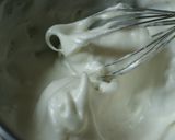 A picture of step 1 of Yogurt Egg Cake.