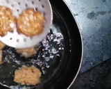 வெங்காயம்மே இல்லாமல் மொறு மொறு முட்டை கோஸ் வடை(Muttaikosh vadai recipe in tamil) ரெசிபி ஸ்டேப் 4 புகைப்படம்