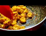A picture of step 3 of Poi chingudi curry (Prawns cooked with basella and vegetables).