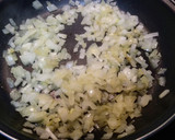 Foto del paso 4 de la receta: Tortilla de patatas con cebolla