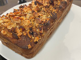 Torta de manzana, nueces y dátiles