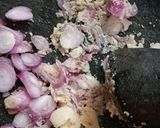 Foto langkah ke 2 dari resep Semur Rempelo Ati, Kentang & Tahu.