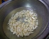 A picture of step 1 of Chewy Burdock Toast.