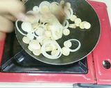 Foto langkah ke 5 dari resep Pizza Teflon simple Enak Empuk anti gagal.