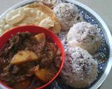 A picture of step 2 of Beef and topiaco curry with rice coconut cakes.