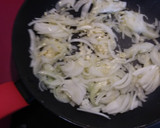 Foto del paso 1 de la receta: Bacalao gratinado con verduras