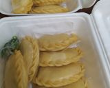 Foto langkah ke 5 dari resep Pastel Renyah Tanpa Telur dan Bisa Frozen.