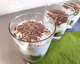 Foto del paso 3 de la receta Yogurt de queso con fruta y chocolate