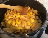 Une image de l'étape 2 de Gelée de pommes à l'orange sanguine (recette anti gaspi).