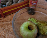 Foto del paso 1 de la receta: Manzanas aromáticas con coco y clavos de olor