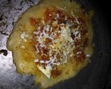 A picture of step 4 of Onion tomato Uttapa.