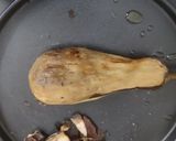 A picture of step 1 of Khandeshi baingan bharta.