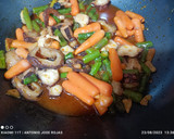 Foto del paso 3 de la receta: Udon con pulpo, zanahoria y espárragos