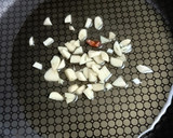 Foto del paso 1 de la receta: Spaghettis con gambas