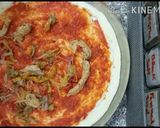 A picture of step 7 of Chicken fajitas pizza.