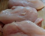 Foto del paso 1 de la receta: Pollo al verdeo con papas al horno