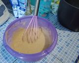 Foto langkah ke 5 dari resep Bolu pisang kukus no mixer.