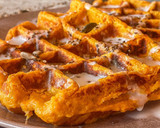 Foto del paso 2 de la receta: Gofres de boniato con cúrcuma
