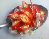 Stir Fried Shrimps with beans and hot basils / Pad Krapao Koong recipe step 2 photo