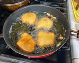 A picture of step 3 of Maruya (Banana Fritter).