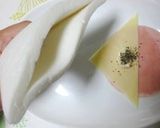 A picture of step 1 of Crusty Fluffy Fried Hanpen with Ham and Cheese.