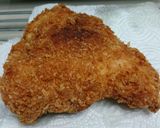 A picture of step 5 of Crispy Curried Fried Chicken.