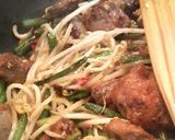A picture of step 3 of Liver and Garlic Shoot Stir-Fry.