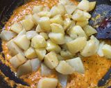 A picture of step 5 of Dahi wale Aloo.