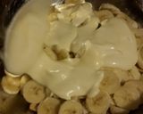 A picture of step 4 of Banana Graham pudding.