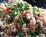 A picture of step 4 of Kanya's Shrimps Fried rice.