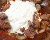 Tejszínes, gombás pecsenyehús recept fázis 4 fotója